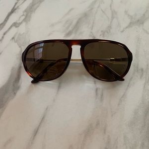 Burberry sunglasses (unisex)